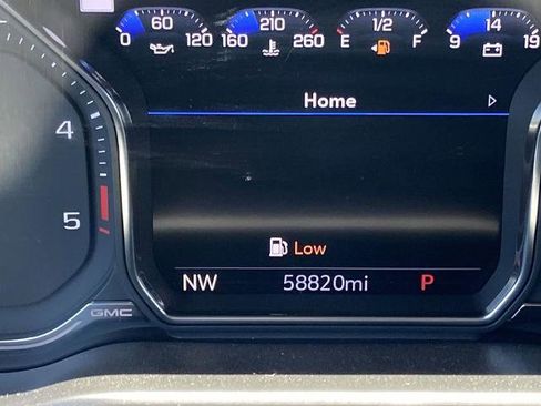 Used 2022 GMC Sierra 3500 Denali w/ Denali Ultimate Package AWD/4WD image 8