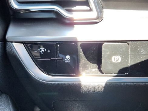 Certified 2023 Kia Sportage EX AWD/4WD image 33
