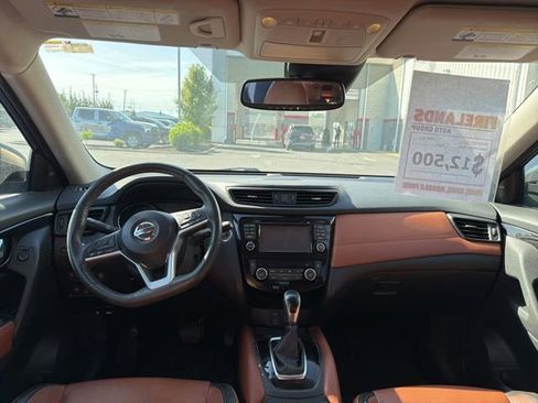 Used 2017 Nissan Rogue SL w/ SL Premium Package AWD/4WD image 11