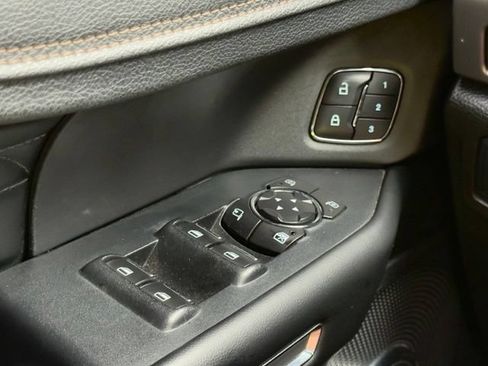 Used 2018 Ford Expedition Platinum AWD/4WD image 25