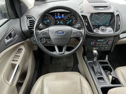 Used 2017 Ford Escape Titanium image 12