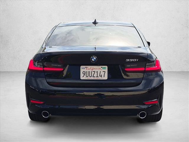 Used 2020 BMW 330i Sedan w/ Convenience Package RWD image 6