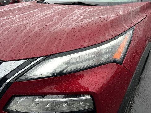 Certified 2022 Nissan Rogue SV w/ SV Premium Package image 7