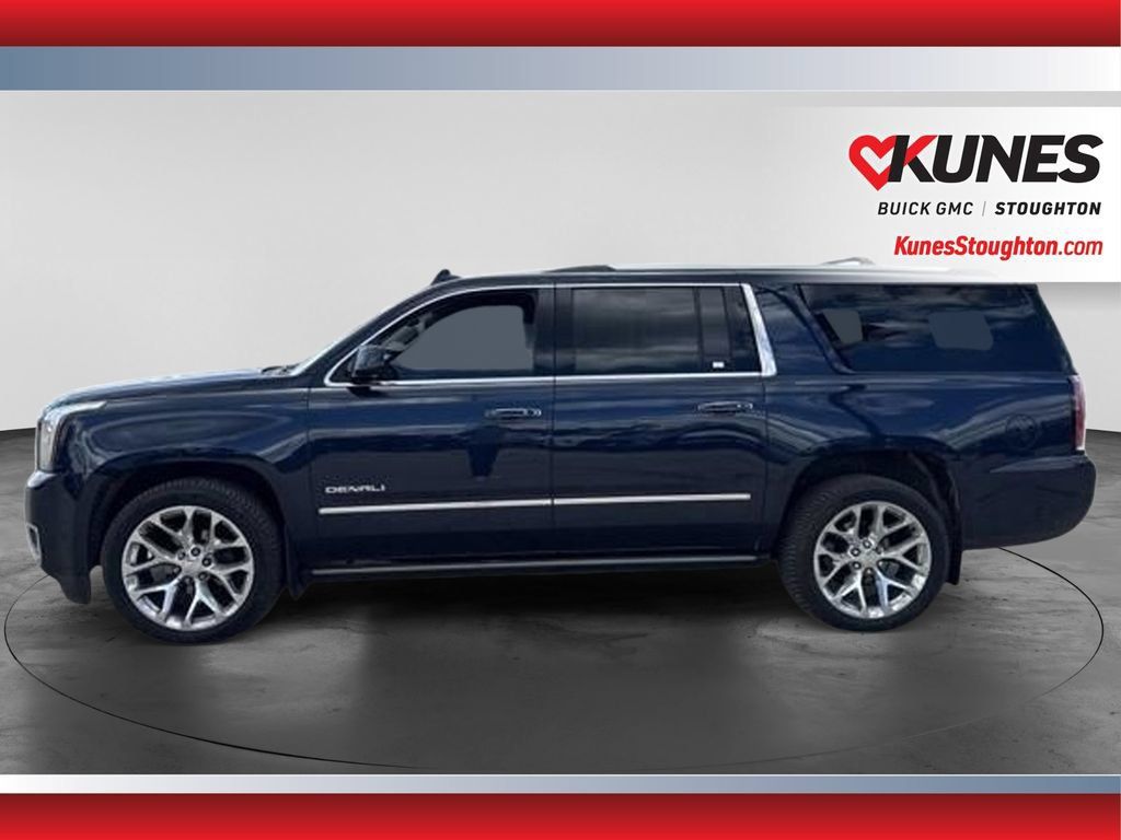 Used 2020 GMC Yukon XL Denali w/ Denali Ultimate Package AWD/4WD image 7