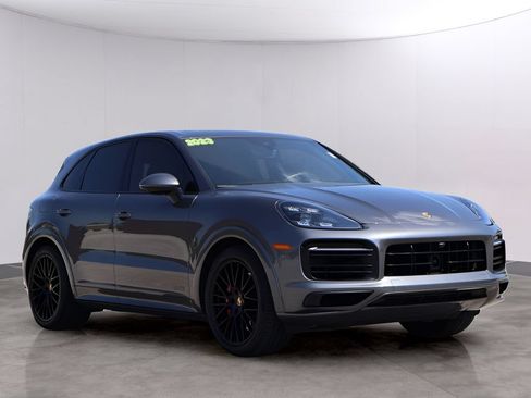 Used 2023 Porsche Cayenne GTS AWD/4WD image 11
