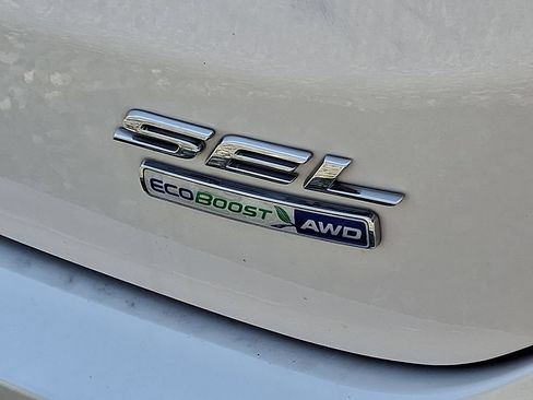 Used 2019 Ford Edge SEL w/ Equipment Group 201A AWD/4WD image 30