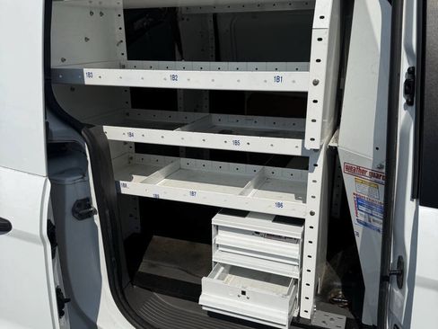 Used 2021 Ford Transit Connect XL FWD image 5
