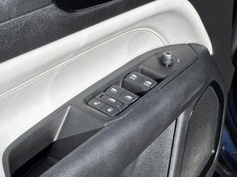 Used 2022 Jeep Compass Limited image 14