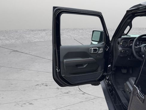 New 2025 Jeep Wrangler Unlimited Rubicon 392 AWD/4WD image 11