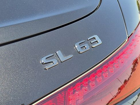 Used 2022 Mercedes-Benz SL 63 AMG 4MATIC image 16