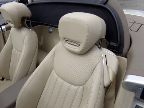 Used 2009 Mercedes-Benz SL 550 image 30