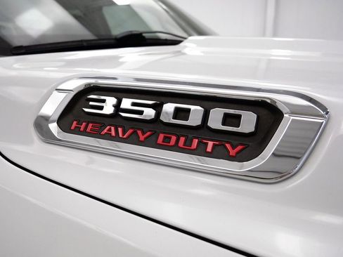 Used 2021 RAM 3500 Laramie w/ Max Tow Package AWD/4WD image 10