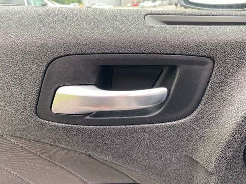 Used 2022 Dodge Charger SXT RWD image 14