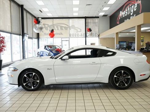 Used 2021 Ford Mustang GT image 4