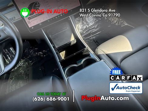 Used 2018 Tesla Model 3 Long Range RWD image 16