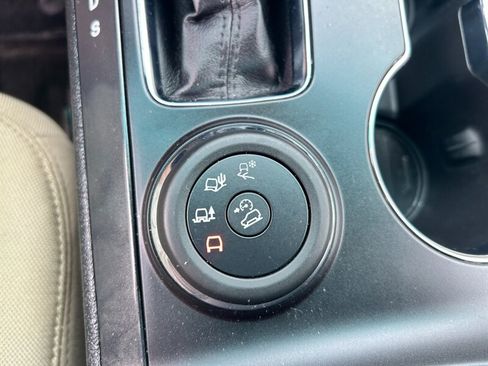 Used 2016 Ford Explorer 4WD image 17