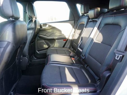 Used 2023 Ford Escape ST-Line image 8