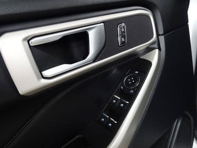 Used 2021 Ford Explorer XLT RWD image 22