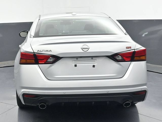 Used 2025 Nissan Altima 2.5 SR FWD image 38