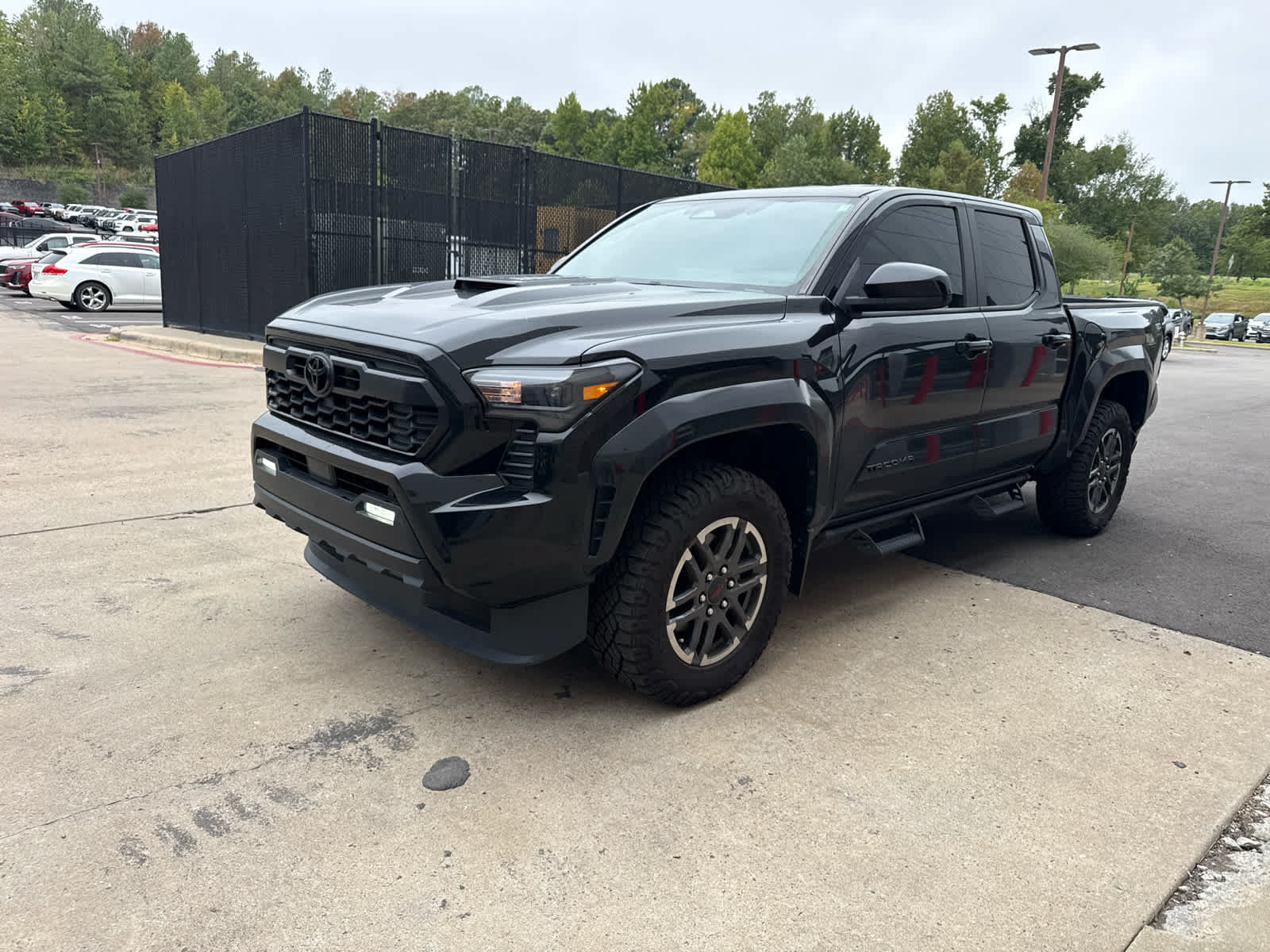 Used 2024 Toyota Tacoma TRD Sport AWD/4WD image 6
