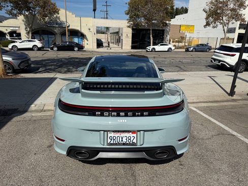 Used 2025 Porsche 911 Carrera RWD image 15