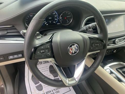 Used 2023 Buick Enclave Avenir w/ Avenir Technology Package AWD/4WD image 16