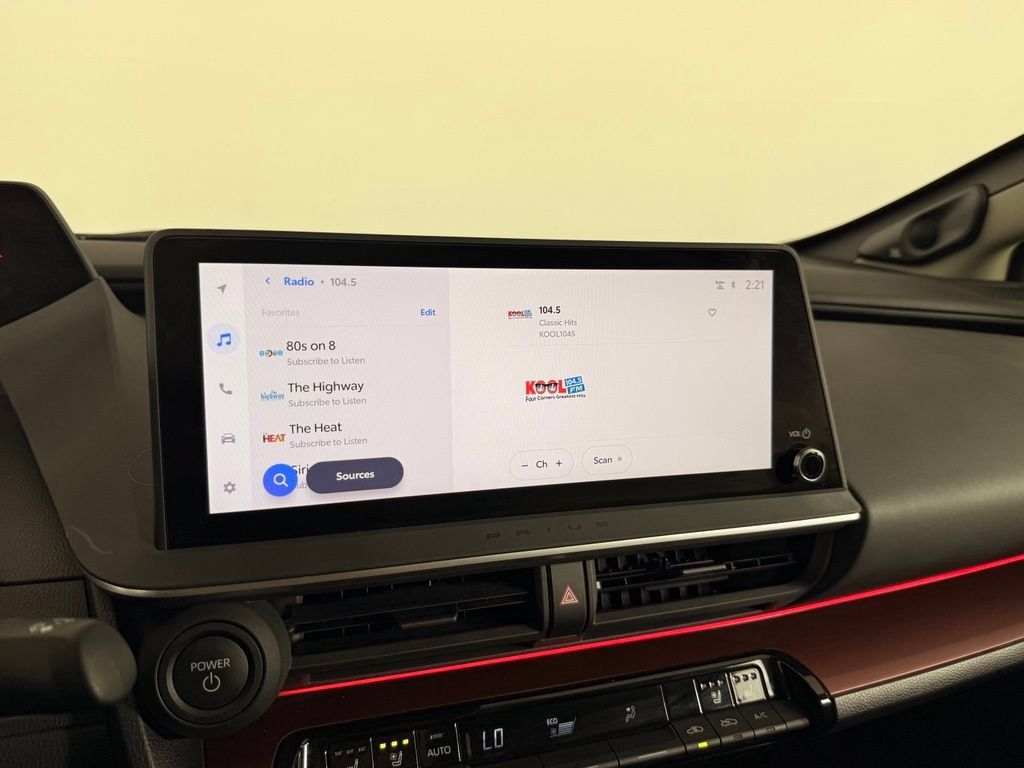 Certified 2024 Toyota Prius Prime Premium w/ Advanced Technology Package FWD image 31
