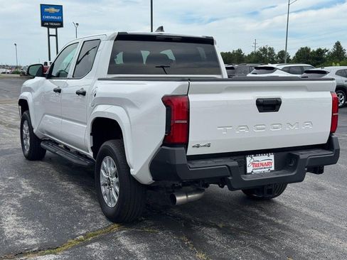 Used 2026 Toyota Tacoma SR AWD/4WD image 6
