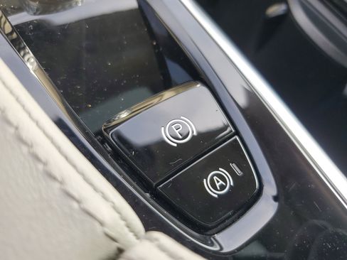 Used 2024 Volvo XC90 B5 Core image 29