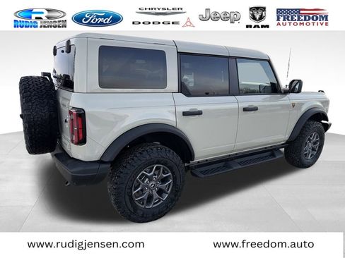 New 2025 Ford Bronco Badlands AWD/4WD image 8