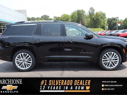 New 2026 Chevrolet Traverse High Country AWD/4WD image 1