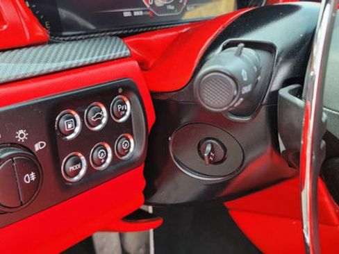 Used 2013 Maserati GranTurismo Sport image 27