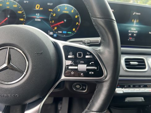 Certified 2022 Mercedes-Benz GLS 450 4MATIC image 20