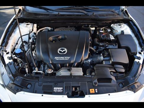 Used 2016 MAZDA MAZDA3 i Touring FWD image 39
