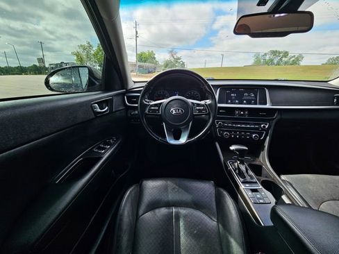 Used 2019 Kia Optima EX FWD image 13