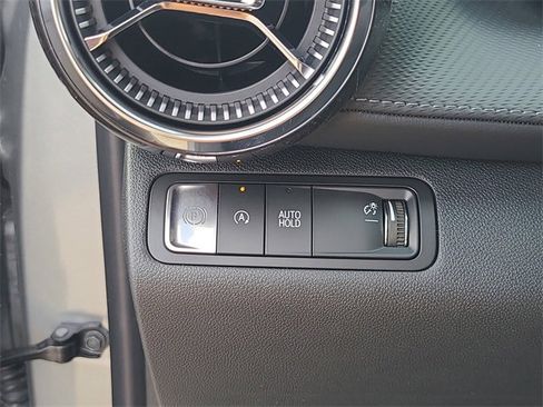 New 2026 Chevrolet Equinox LT image 23