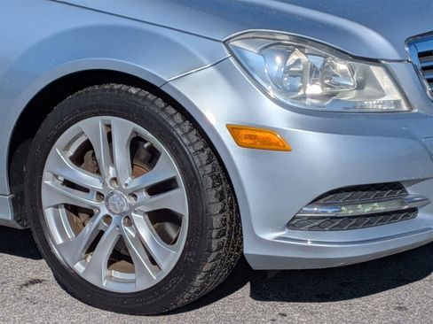 Used 2014 Mercedes-Benz C 300 Sport image 9
