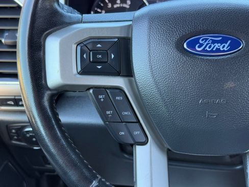 Used 2022 Ford F450 Lariat w/ FX4 Off-Road Package image 22