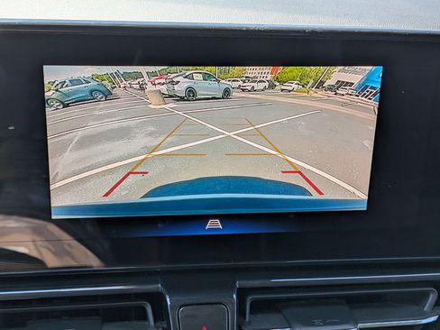 Used 2024 Chevrolet TrailBlazer LT AWD/4WD image 22