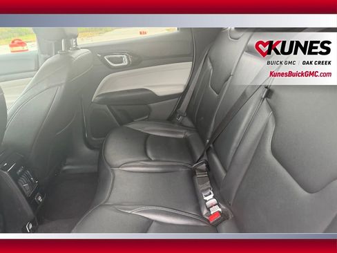 Used 2025 Jeep Compass Limited AWD/4WD image 8