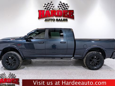 Used 2022 RAM 2500 Limited image 1