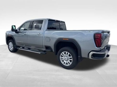 Used 2024 GMC Sierra 2500 SLT w/ Max Trailering Package AWD/4WD image 3