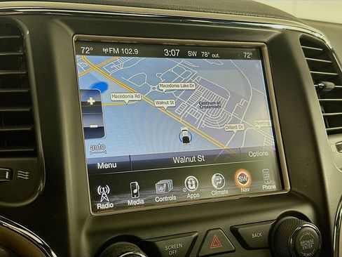 Used 2017 Jeep Grand Cherokee Limited w/ Trailer Tow Group IV AWD/4WD image 22