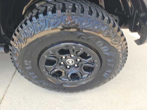 Used 2022 Ford Bronco Wildtrak AWD/4WD image 17
