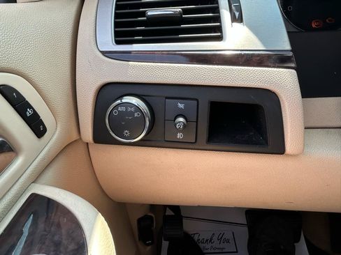 Used 2007 Cadillac Escalade AWD w/ Information Package image 29