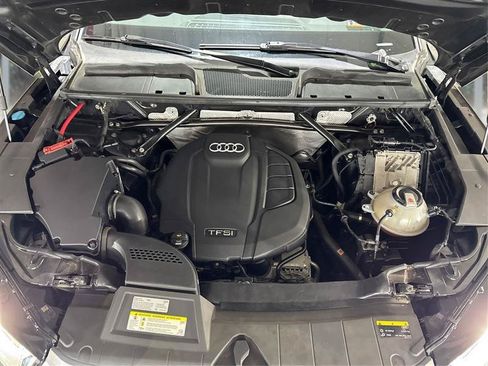 Used 2018 Audi Q5 2.0T Premium Plus AWD/4WD image 23