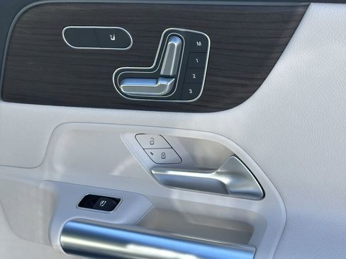 New 2026 Mercedes-Benz GLA 250 4MATIC image 17