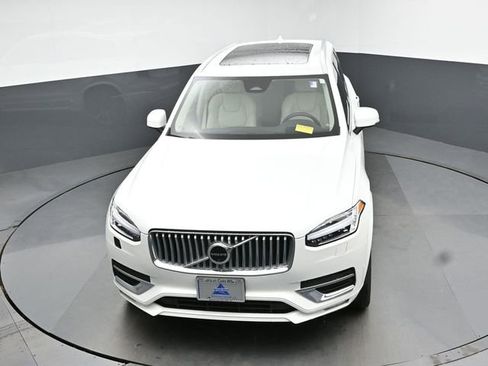 Used 2024 Volvo XC90 B6 Ultimate w/ Lounge Package AWD/4WD image 19