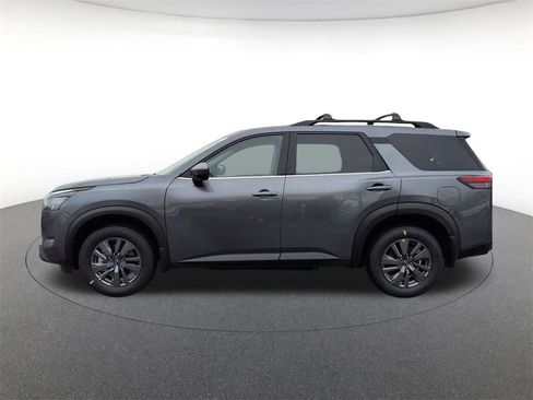 New 2025 Nissan Pathfinder SV image 8