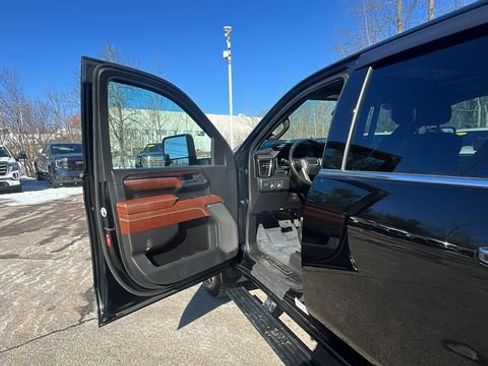 Used 2024 GMC Sierra 2500 Denali Ultimate image 22